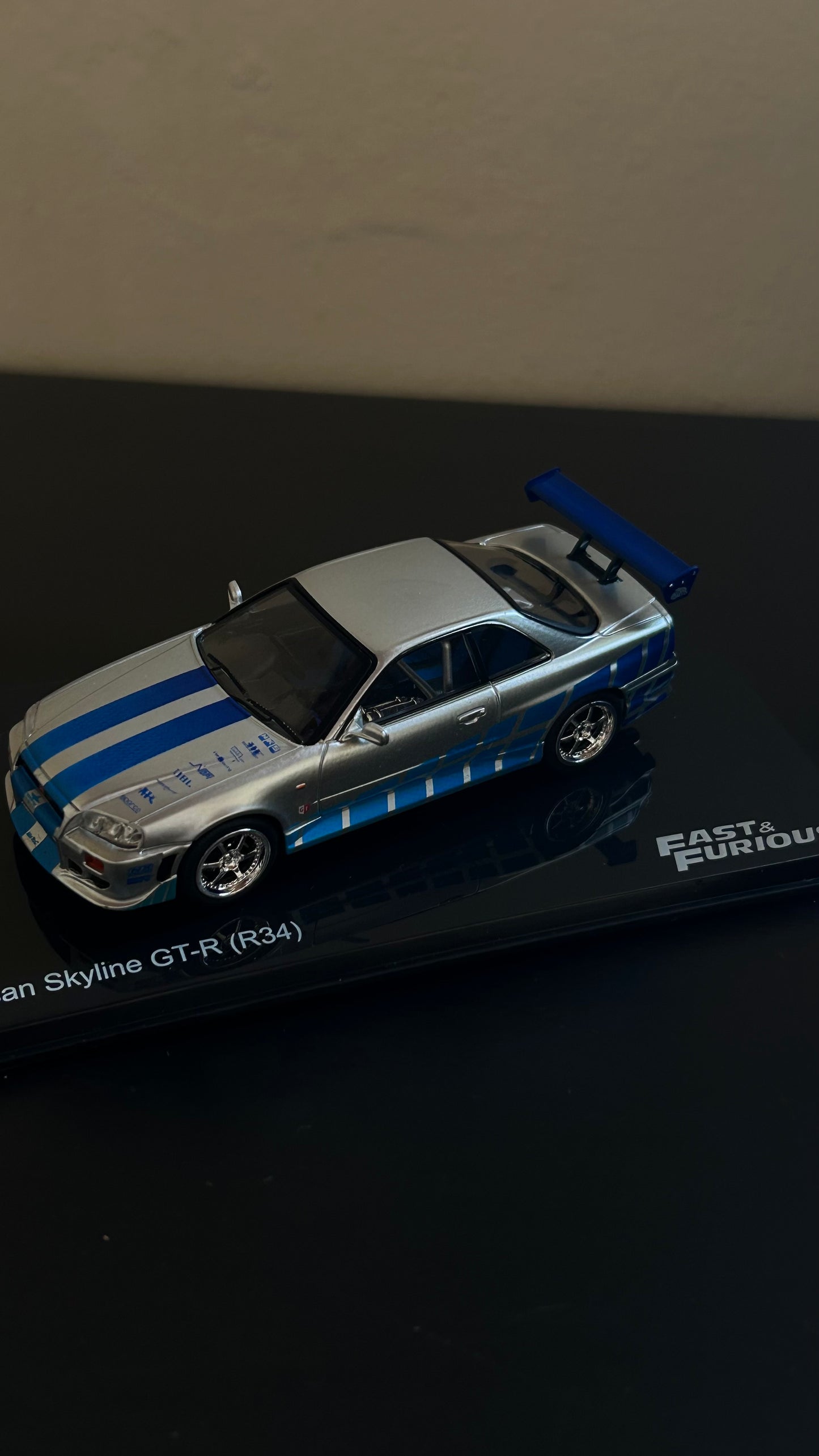 Miniatura 1999 Nissan Skyline Gt-r R34 Brian
