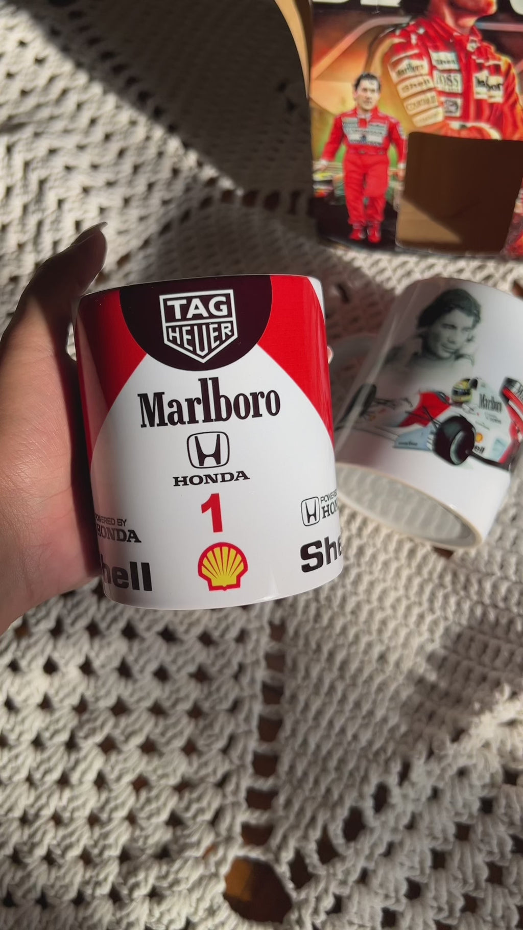 Kit Moletom Mônaco + Caixa de Itens Colecionáveis